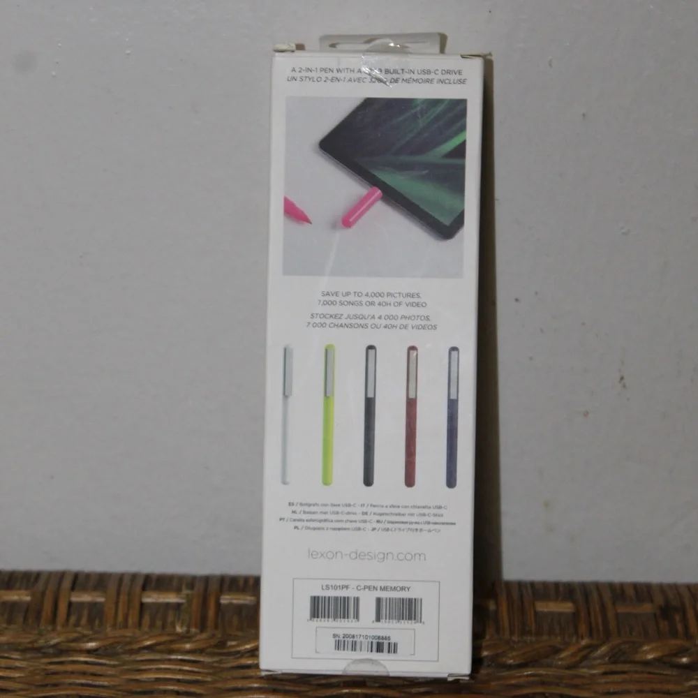 Lexon. C-Pen Memory. Ballpoint pen w/ 32 GB USB-C Drive